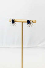 Load image into Gallery viewer, Zirconia Stone Floral Stud