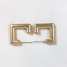 Load image into Gallery viewer, Geometric Thick Rectangle Earrings