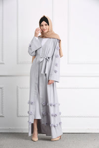 Delias Simple Flower Abaya Robe w/ Sash - Zainab's Closet