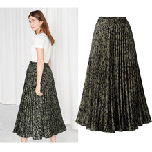 Load image into Gallery viewer, HYSECMAO Leopard Print Autumn Skirt - Zainab&#39;s Closet