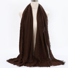 Load image into Gallery viewer, SANMAIHUA Woven Crinkle Scarf - Zainab&#39;s Closet