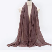 Load image into Gallery viewer, SANMAIHUA Woven Crinkle Scarf - Zainab&#39;s Closet