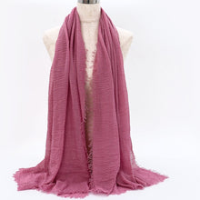 Load image into Gallery viewer, SANMAIHUA Woven Crinkle Scarf - Zainab&#39;s Closet