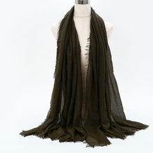 Load image into Gallery viewer, SANMAIHUA Woven Crinkle Scarf - Zainab&#39;s Closet