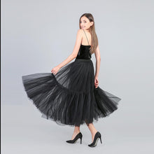 Load image into Gallery viewer, PARTY TRAIN 90cm Pleated Vintage Tulle Maxi Skirt - Zainab&#39;s Closet