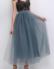 Load image into Gallery viewer, Kartoska Tulle High Waisted Maxi Skirt - Zainab&#39;s Closet