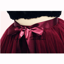 Load image into Gallery viewer, Treutoyeu Soft Black Pleated Tulle Vintage Tutu Skirt - Zainab&#39;s Closet