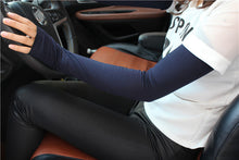 Load image into Gallery viewer, Ice Silk Half Finger Arm Sleeves - Zainab&#39;s Closet