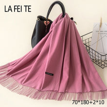 Load image into Gallery viewer, LAFEITE Lic Cashmere Scarf - Zainab&#39;s Closet