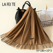Load image into Gallery viewer, LAFEITE Lic Cashmere Scarf - Zainab&#39;s Closet