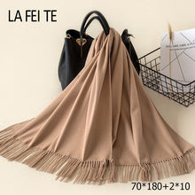 Load image into Gallery viewer, LAFEITE Lic Cashmere Scarf - Zainab&#39;s Closet