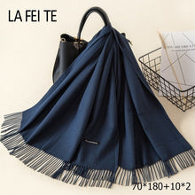 Load image into Gallery viewer, LAFEITE Lic Cashmere Scarf - Zainab&#39;s Closet