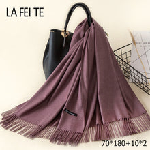 Load image into Gallery viewer, LAFEITE Lic Cashmere Scarf - Zainab&#39;s Closet
