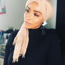 Load image into Gallery viewer, SANMAIHUA Woven Crinkle Scarf - Zainab&#39;s Closet